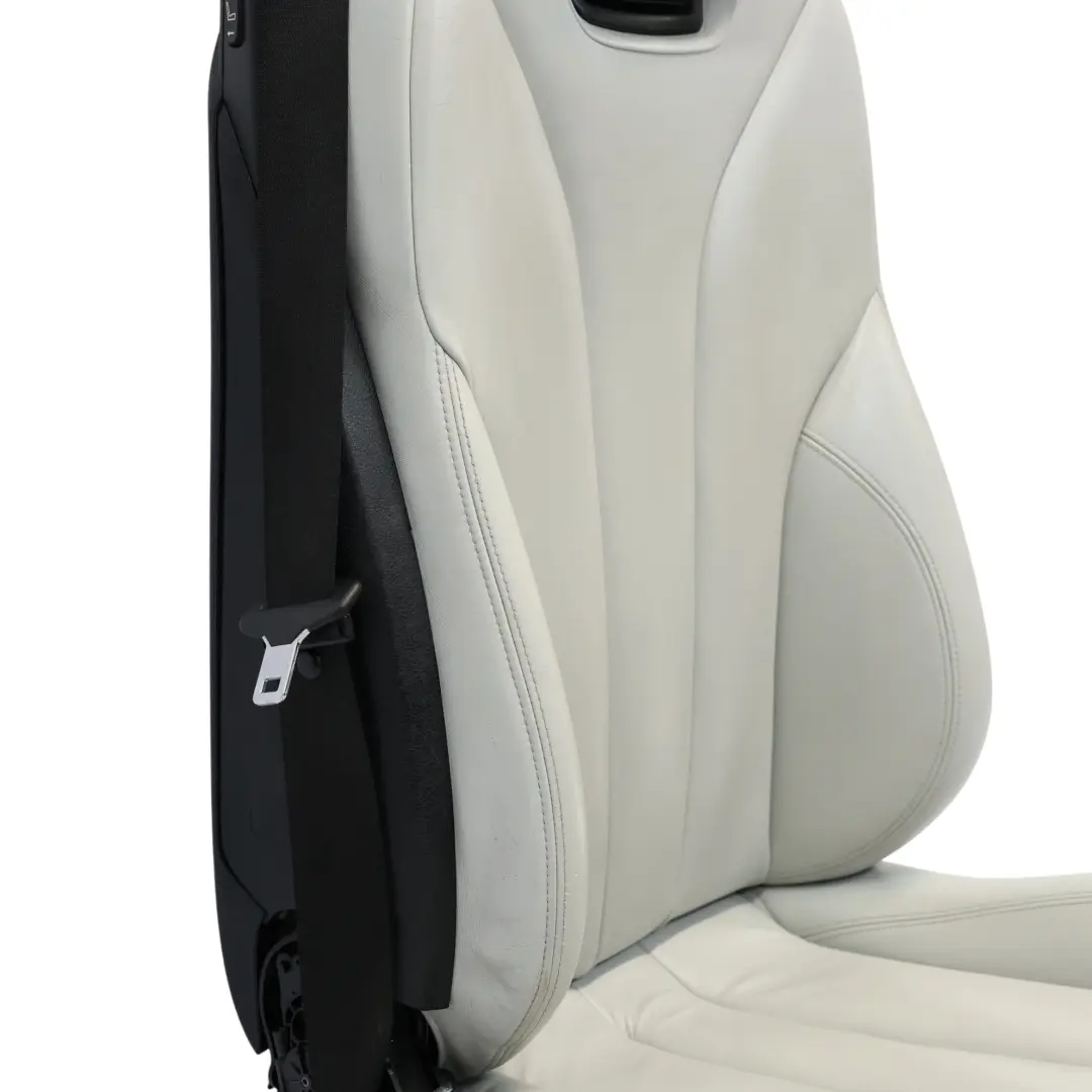 Leather Seat BMW F83 M4 M Sport Neck Heated Front Right O/S Memory Silverstone to with Part number 8058354 Leather Seat BMW F83 M4 M Sport Neck Heated Front Right O/S Memory Silverstone - SKU RHD-8058354-2 - Part number 8058354