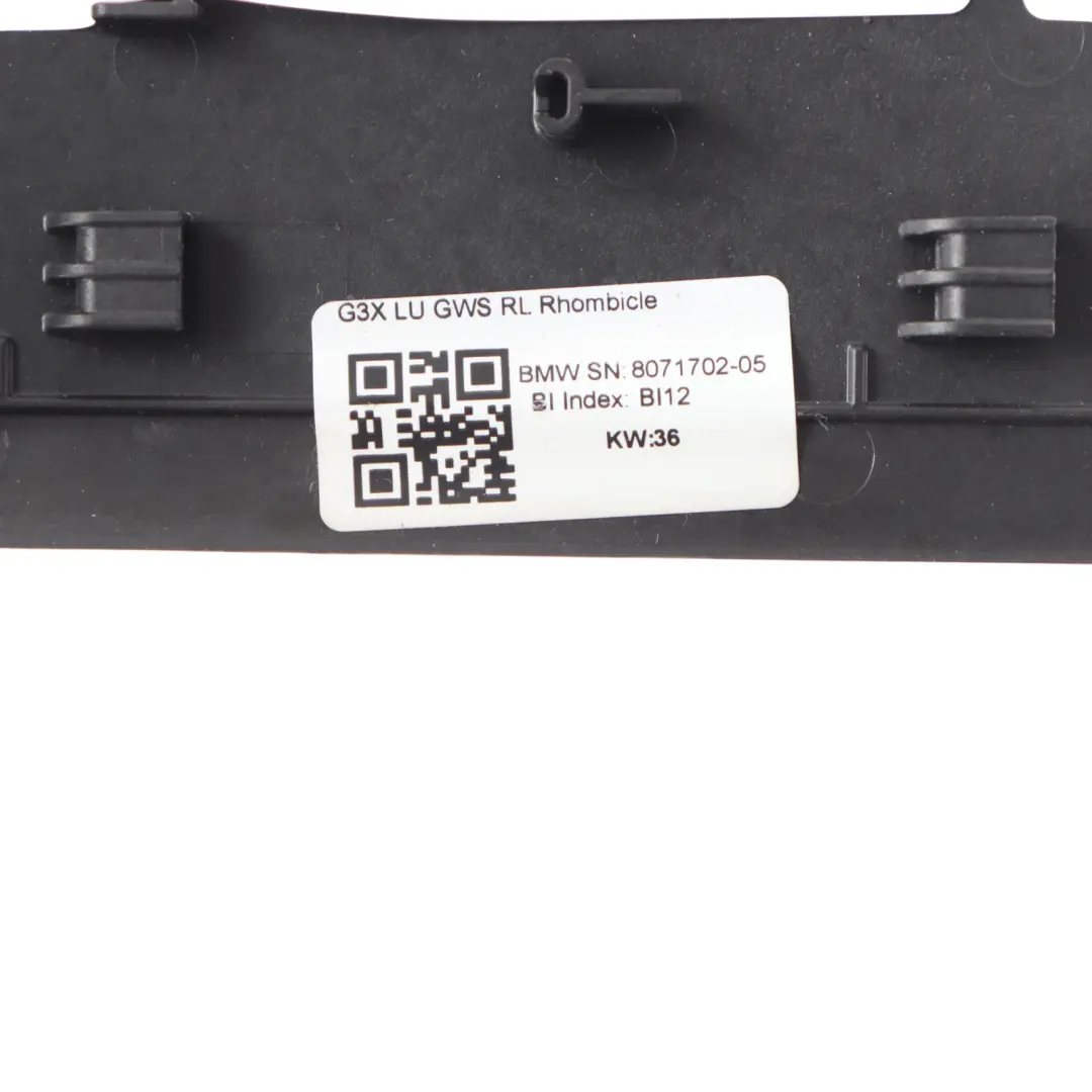 Centre Console Cover BMW G30 G31 Gear Selector Trim Frame Alu Rhombicle to with Part number 8071702 Centre Console Cover BMW G30 G31 Gear Selector Trim Frame Alu Rhombicle - SKU RHD-8071702-1 - Part number 8071702