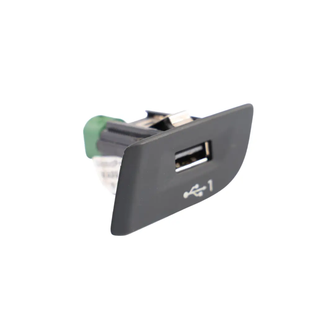 USB Adapter Port Socket Connector to Audi Q2 GA with Part number 81C035726 Audi Q2 GA USB Adapter Port Socket Connector - SKU RHD-81C035726 - Part number 81C035726