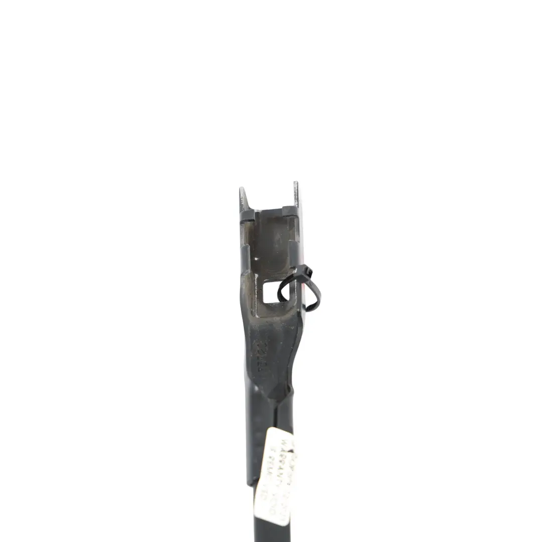 Front Windscreen Right O/S Wiper Arm to Audi Q2 GA with Part number 81C955408 Audi Q2 GA Front Windscreen Right O/S Wiper Arm - SKU RHD-81C955408 - Part number 81C955408