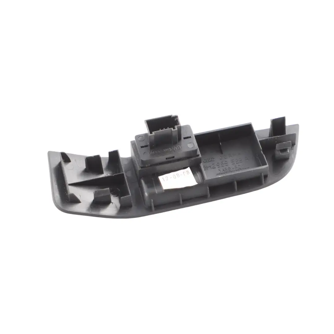 Alarm Control Switch Towing Mode to A4 B7 Cabrio with Part number 8H2959528A A4 B7 Cabrio Alarm Control Switch Towing Mode - SKU RHD-8H2959528A - Part number 8H2959528A