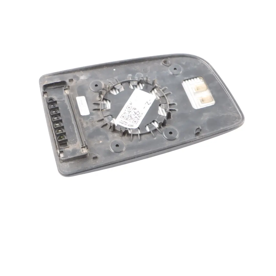 Right O/S Door Wing Mirror Glass to Mercedes Sprinter W906 with Part number A0028115733 Mercedes Sprinter W906 Right O/S Door Wing Mirror Glass - SKU RHD-A0028115733 - Part number A0028115733