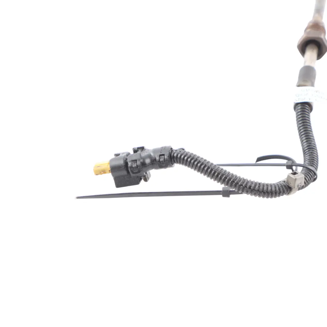 Temperature Sensor Mercedes W205 W212 C217 Gas Exhaust Lambda to with Part number A0019050700 Temperature Sensor Mercedes W205 W212 C217 Gas Exhaust Lambda - SKU A0019050700 - Part number A0019050700