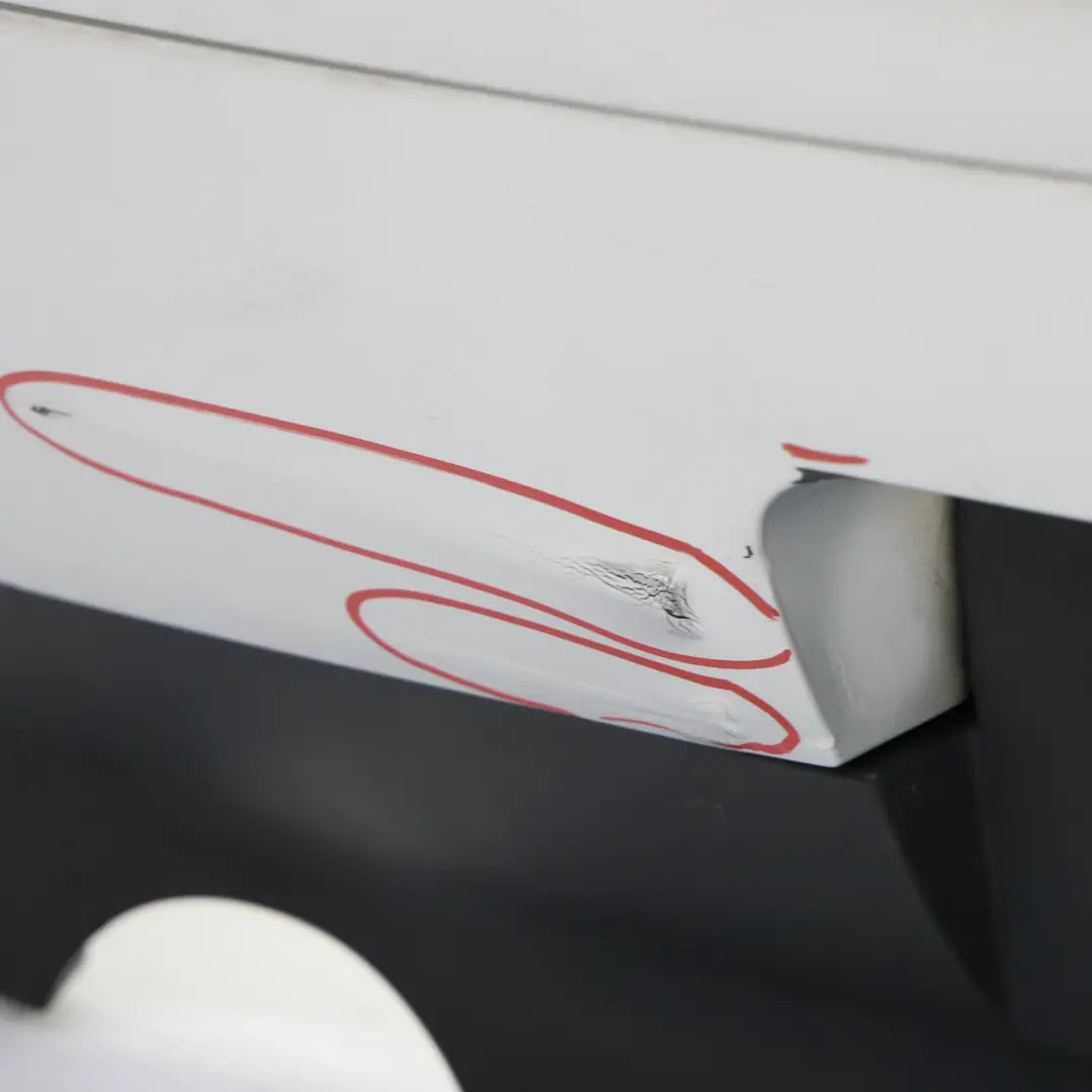 Zderzak Tylny Titansilber Srebrny Metalik - 354 do BMW E87 o numerze 0032630 BMW E87 Zderzak Tylny Titansilber Srebrny Metalik - 354 - SKU 0032630-TS1 - Numer Części 0032630