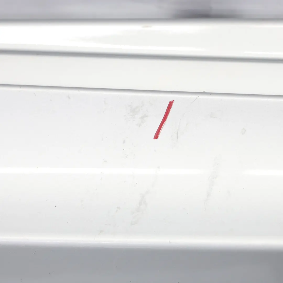 Faldón Lateral BMW E81 E82 E88 Sill Strip Derecho Titansilber Plata - 354 para con número de pieza 0036142 Faldón Lateral BMW E81 E82 E88 Sill Strip Derecho Titansilber Plata - 354 - SKU 0036142-TS1 - Número de pieza 0036142