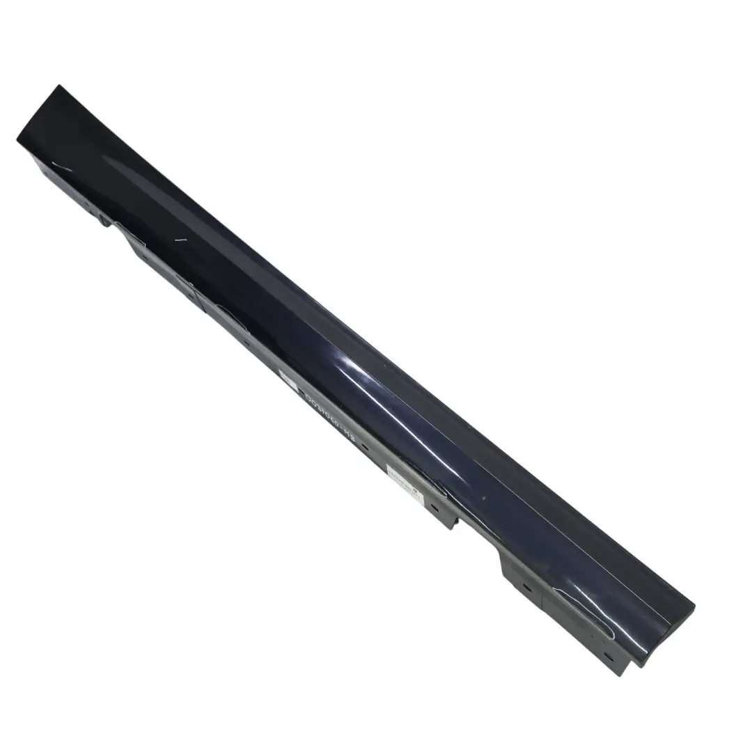 Bas De Caisse Droit Monacoblau Bleu Metallic - A35 pour BMW E90 E91 LCI à propos du numéro de pièce 0037060 BMW E90 E91 LCI Bas De Caisse Droit Monacoblau Bleu Metallic - A35 - SKU 0037060-MB - Numéro de pièce 0037060