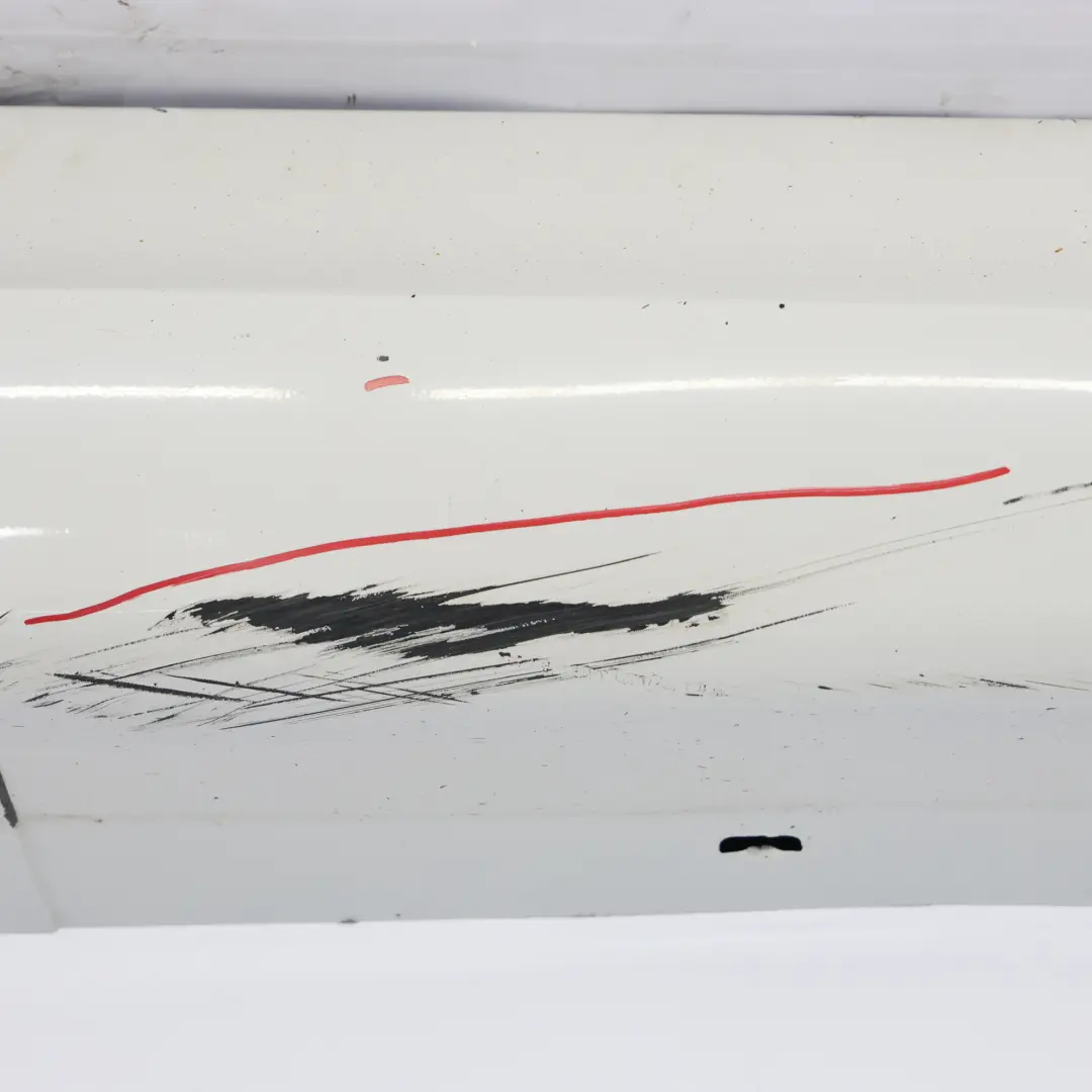 Gonna Laterale BMW E90 E91 LCI M Sport Sill Strip Right Alpinweiss White - 300 per con numero di parte 0037230 Gonna Laterale BMW E90 E91 LCI M Sport Sill Strip Right Alpinweiss White - 300 - SKU 0037230-AW1 - Numero di parte 0037230