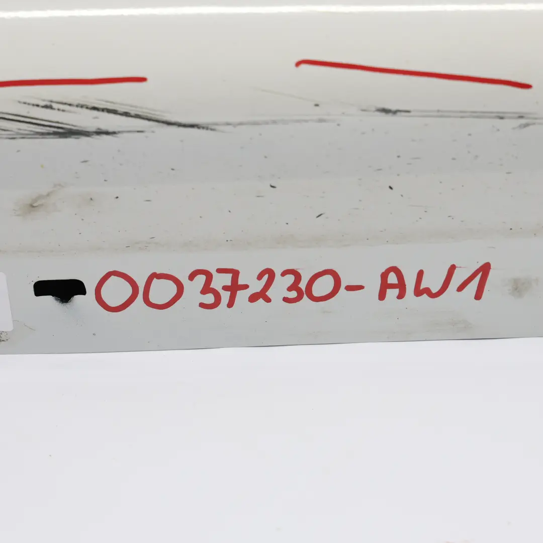 Próg Prawy Listwa Progowa Alpinweiss 3 - 300 M-Pakiet do BMW E90 LCI o numerze 0037230 BMW E90 LCI Próg Prawy Listwa Progowa Alpinweiss 3 - 300 M-Pakiet - SKU 0037230-AW1 - Numer Części 0037230