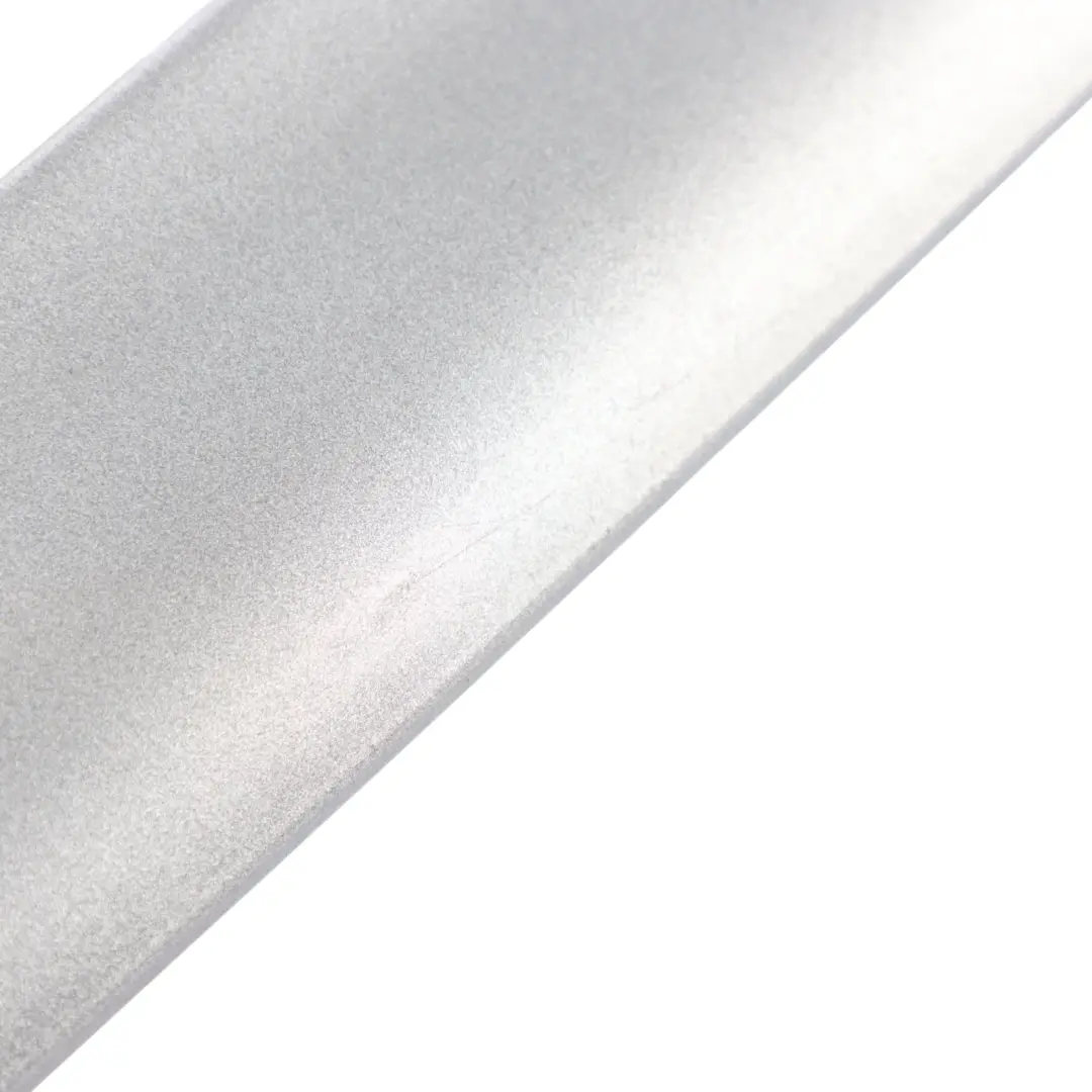 Coperchio Baule Posteriore Maniglia Boot Argento Scuro per Mini R50 R52 R53 con numero di parte 0148454 Mini R50 R52 R53 Coperchio Baule Posteriore Maniglia Boot Argento Scuro - SKU 0148454-DS - Numero di parte 0148454