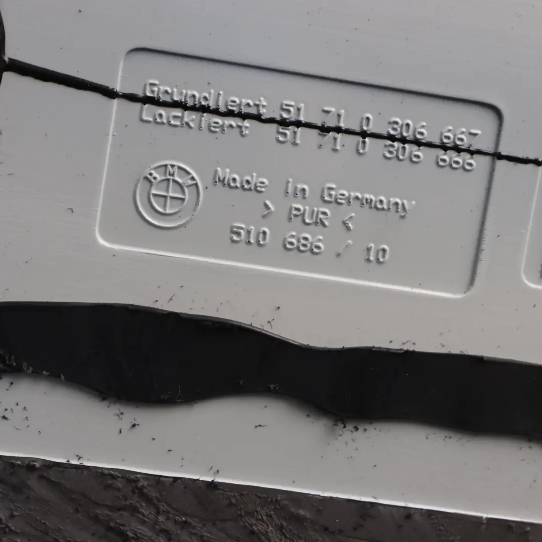 Spoiler Trim BMW E81 E87 Aero Tailgate Boot Trunk Lid Alpinweiss White - 300 to with Part number 0306667 Spoiler Trim BMW E81 E87 Aero Tailgate Boot Trunk Lid Alpinweiss White - 300 - SKU 0306667-AW - Part number 0306667