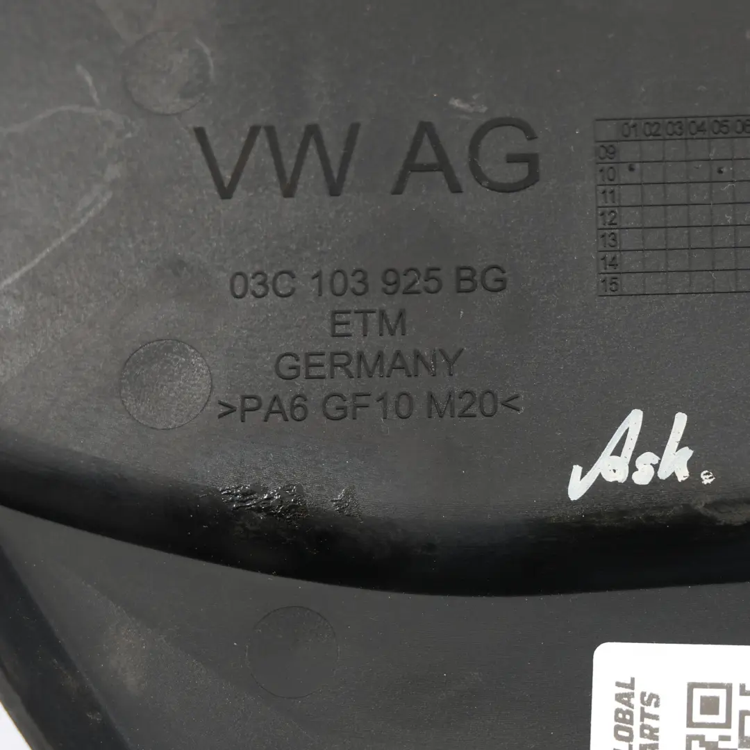 Abdeckung Verkleidungs Platte für Audi A1 8X 1.4 TFSI Motor mit Teilenummer 03C103925BBG Audi A1 8X 1.4 TFSI Motor Abdeckung Verkleidungs Platte - SKU 03C103925BG - Teilenummer 03C103925BBG