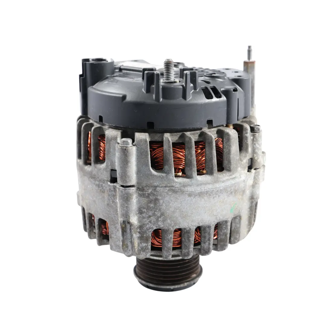 Mk6 Alternatore Generatore Unità Elettrica Valeo per Volkswagen Golf con numero di parte 03L903023F Volkswagen Golf Mk6 Alternatore Generatore Unità Elettrica Valeo - SKU 03L903023F - Numero di parte 03L903023F