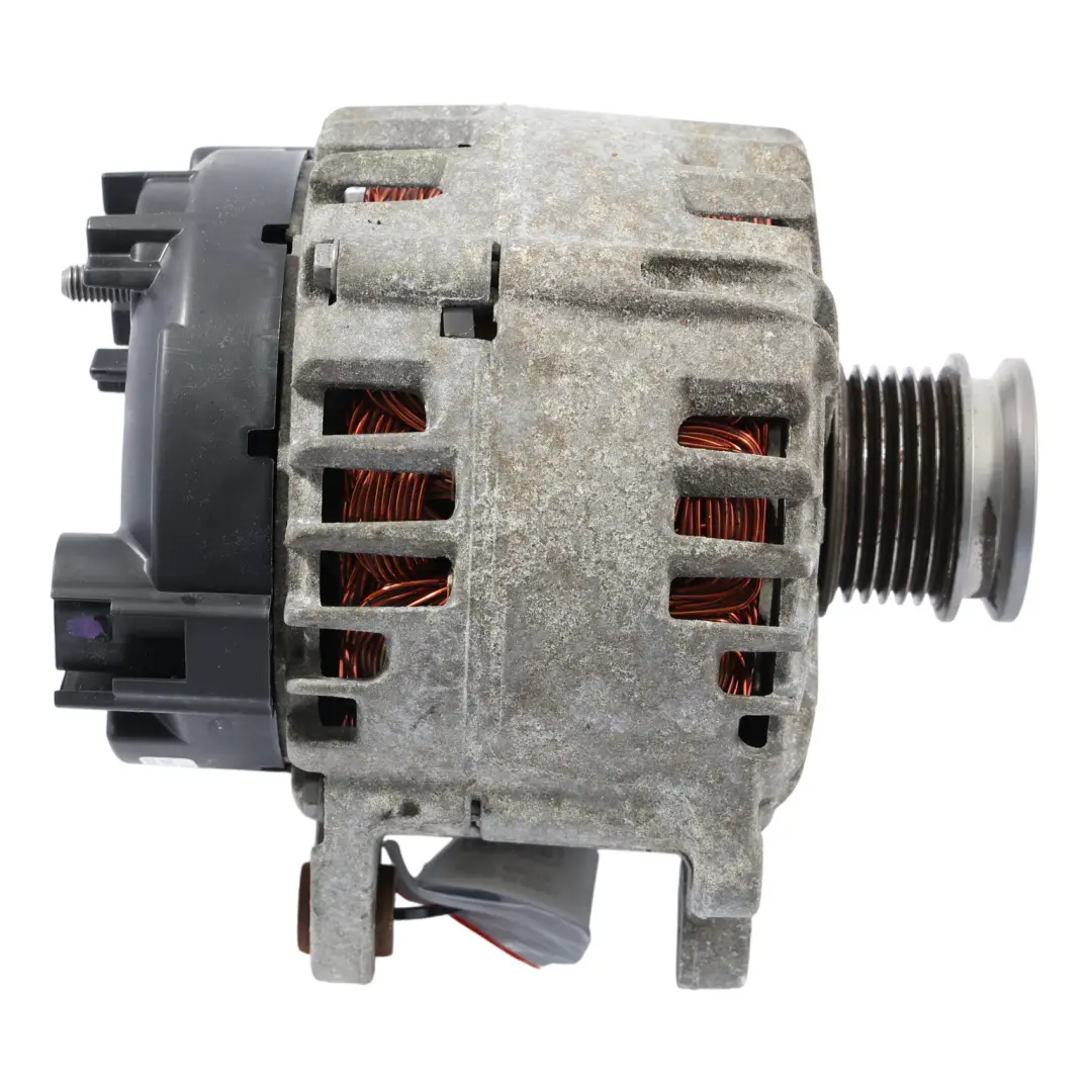 Benzina Alternatore Generatore Valeo per Audi Skoda Volkswagen 1.4 TSI con numero di parte 04E903023K Audi Skoda Volkswagen 1.4 TSI Benzina Alternatore Generatore Valeo - SKU 04E903023K - Numero di parte 04E903023K