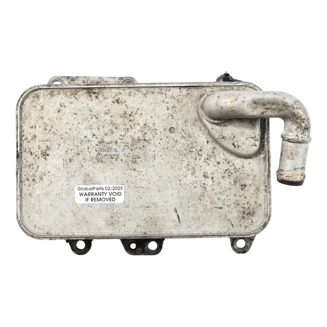 A8L D4 3.0 TDI CBTA Chłodnica Oleju do Audi o numerze 059117021R Audi A8L D4 3.0 TDI CBTA Chłodnica Oleju - SKU 059117021R - Numer Części 059117021R