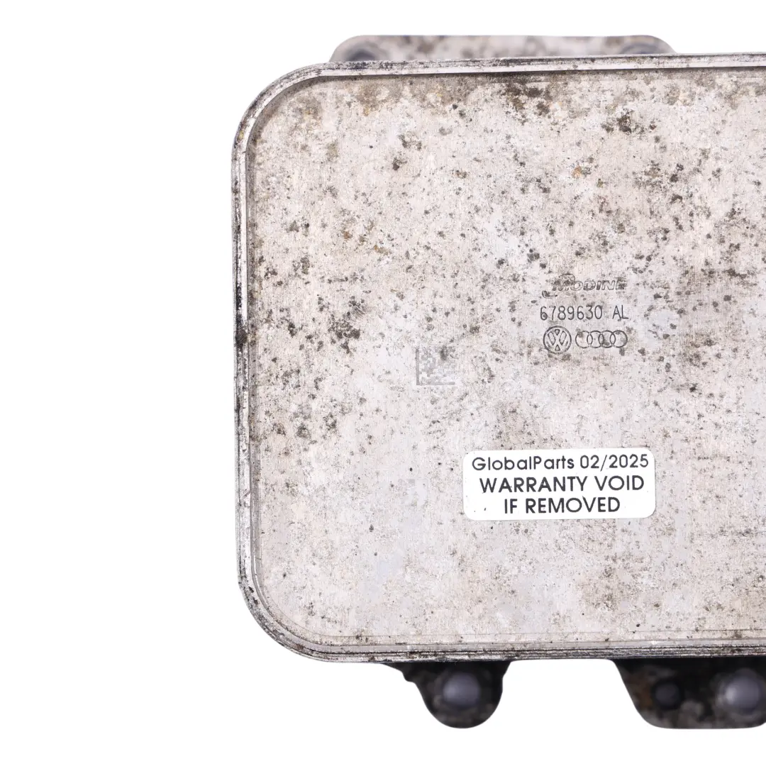 A8L D4 3.0 TDI CBTA Chłodnica Oleju do Audi o numerze 059117021R Audi A8L D4 3.0 TDI CBTA Chłodnica Oleju - SKU 059117021R - Numer Części 059117021R