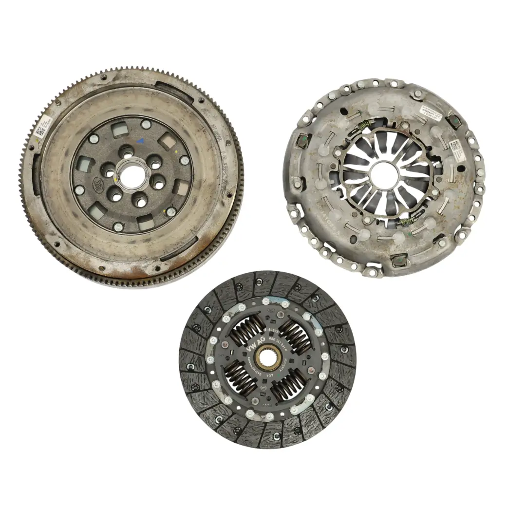 Mass Flywheel Clutch Kit Set to Audi Q2 GA 35 TFSI Dual Twin with Part number 05E105266R Audi Q2 GA 35 TFSI Dual Twin Mass Flywheel Clutch Kit Set - SKU 05E105266R-1 - Part number 05E105266R