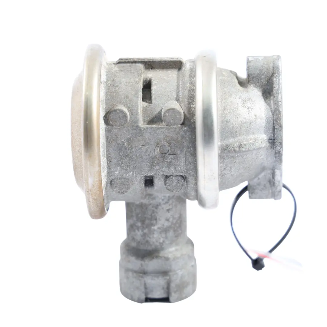 Tuyau Raccordement Refroidisseur Vanne EGR pour Audi A3 8P à propos du numéro de pièce 06A131351F Audi A3 8P Tuyau Raccordement Refroidisseur Vanne EGR - SKU 06A131351F - Numéro de pièce 06A131351F