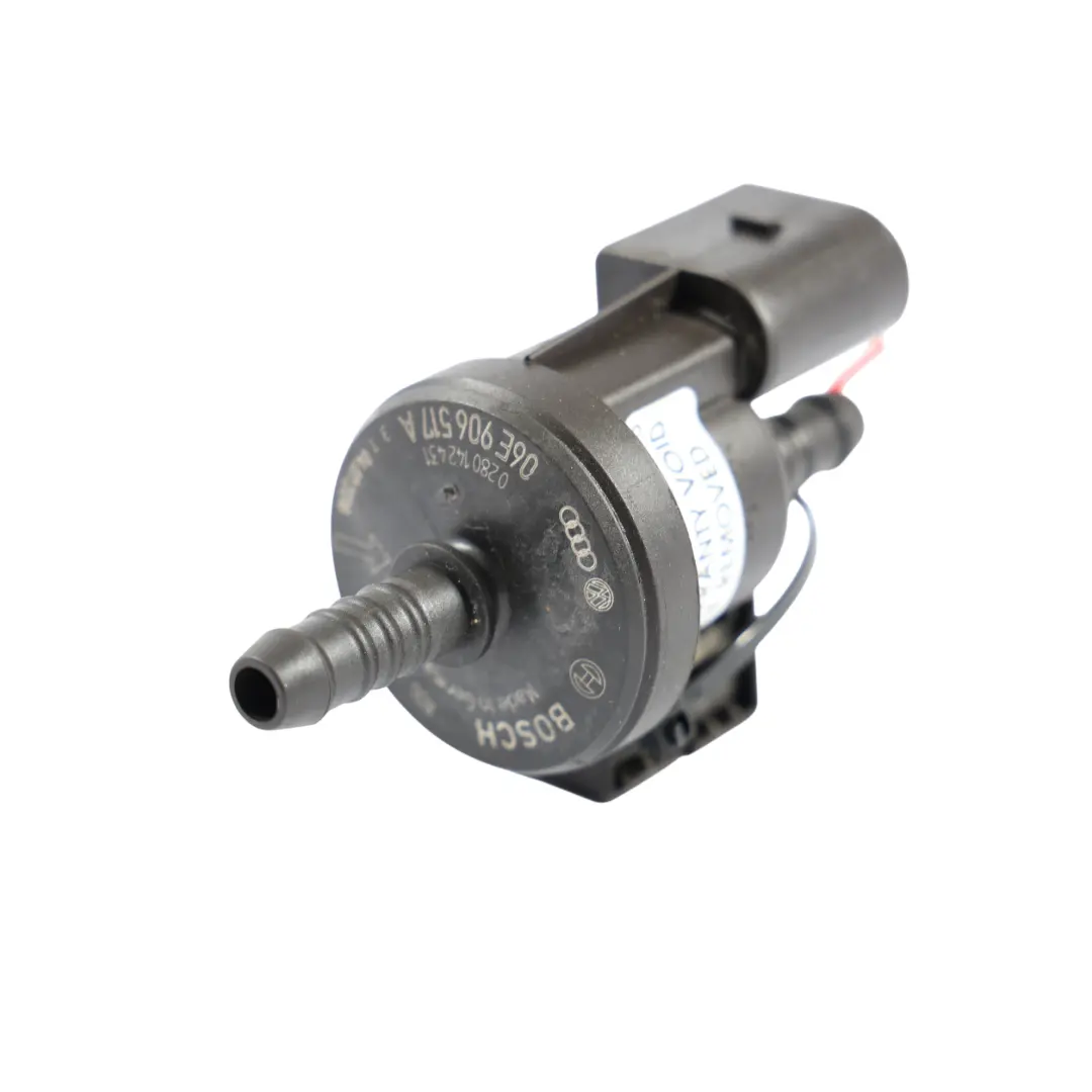 Aspirazione Volkswagen Golf Mk6 Audi A3 8P A4 B7 Valvola Vuoto - SKU 06E906517A - Numero di parte 06E906517A