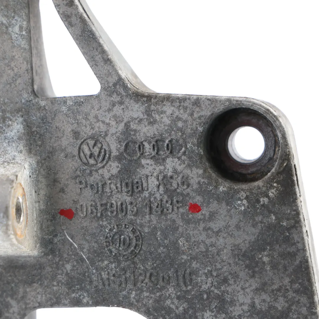 BSE Łapa Wspornik Mocowanie Alternatora do Audi A3 8P 1.6 MPI o numerze 06F903143F Audi A3 8P 1.6 MPI BSE Łapa Wspornik Mocowanie Alternatora - SKU 06F903143F - Numer Części 06F903143F