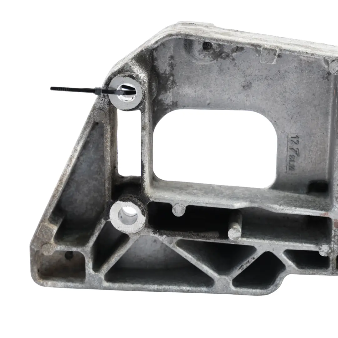 Audi A3 8P 1.6 MPI BSE Łapa Wspornik Mocowanie Alternatora - SKU 06F903143F - Numer Części 06F903143F