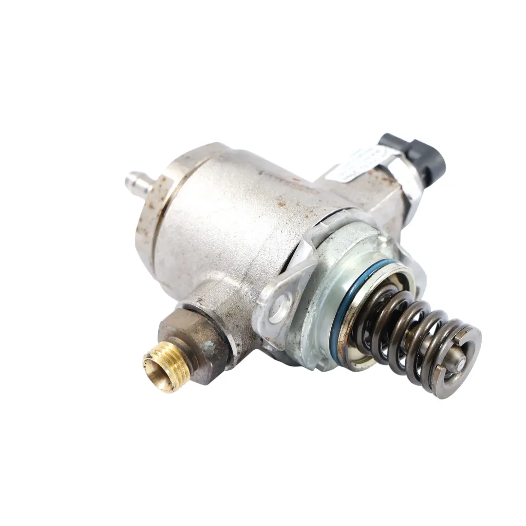 Pompa Paliwa do Audi A4 B8 A5 8T TT 8J 2.0 TFSI o numerze 06J127025G Audi A4 B8 A5 8T TT 8J 2.0 TFSI Pompa Paliwa - SKU 06J127025G - Numer Części 06J127025G