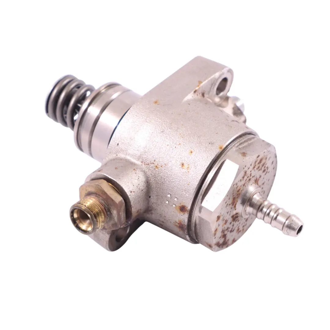 Pompa Carburante 2.0 TFSI Alta Pressione per VW Golf Mk7 Audi A3 S3 8V con numero di parte 06L127027C VW Golf Mk7 Audi A3 S3 8V Pompa Carburante 2.0 TFSI Alta Pressione - SKU 06L127027C-1 - Numero di parte 06L127027C