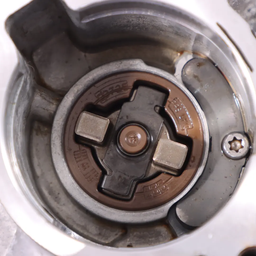 Audi Volkswagen Seat 2.0 TFSI Benzinbremse Vakuum Pumpen Gehäuse - SKU 06L145100L - Teilenummer 06L145100L