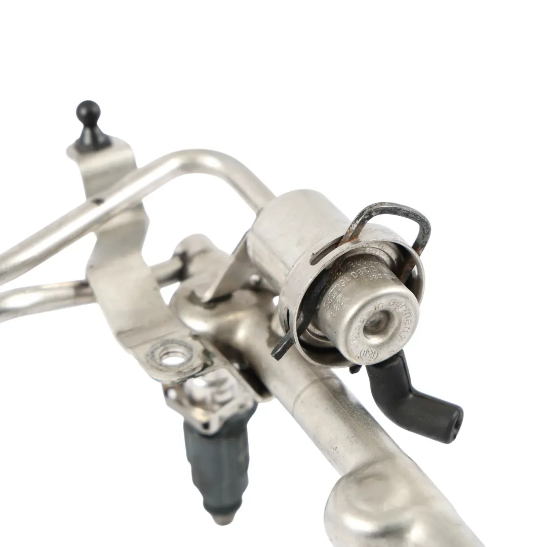 Benzin Einspritz Düsen Einspritz Leitung für Audi S4 B6 4.2 V8 mit Teilenummer 078133681BA Audi S4 B6 4.2 V8 Benzin Einspritz Düsen Einspritz Leitung - SKU 078133681BA - Teilenummer 078133681BA