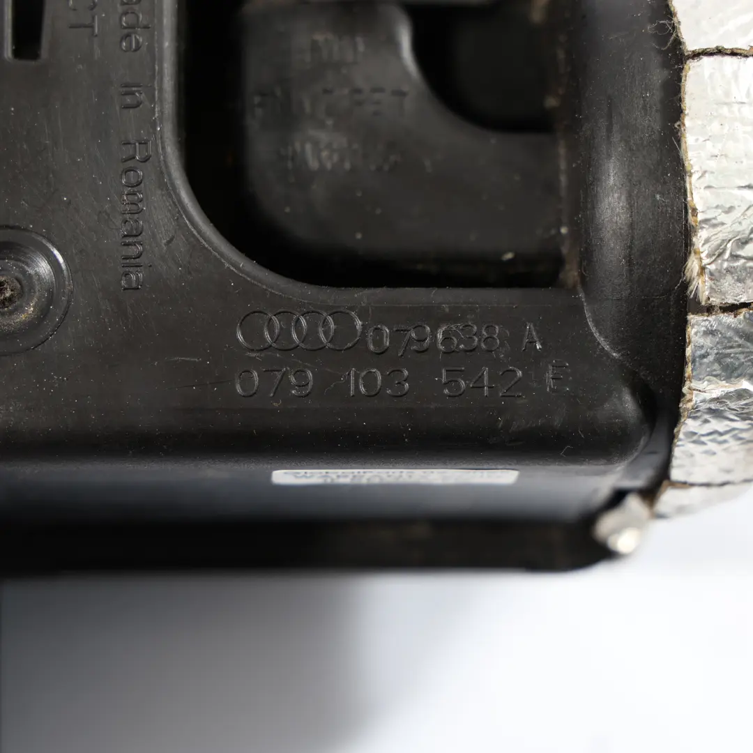 Separador Aceite Respirador Cárter 079103542E para Audi A7 S7 4G 4.0 TFSI Motor con número de pieza 079103542B Audi A7 S7 4G 4.0 TFSI Motor Separador Aceite Respirador Cárter 079103542E - SKU 079103542B - Número de pieza 079103542B