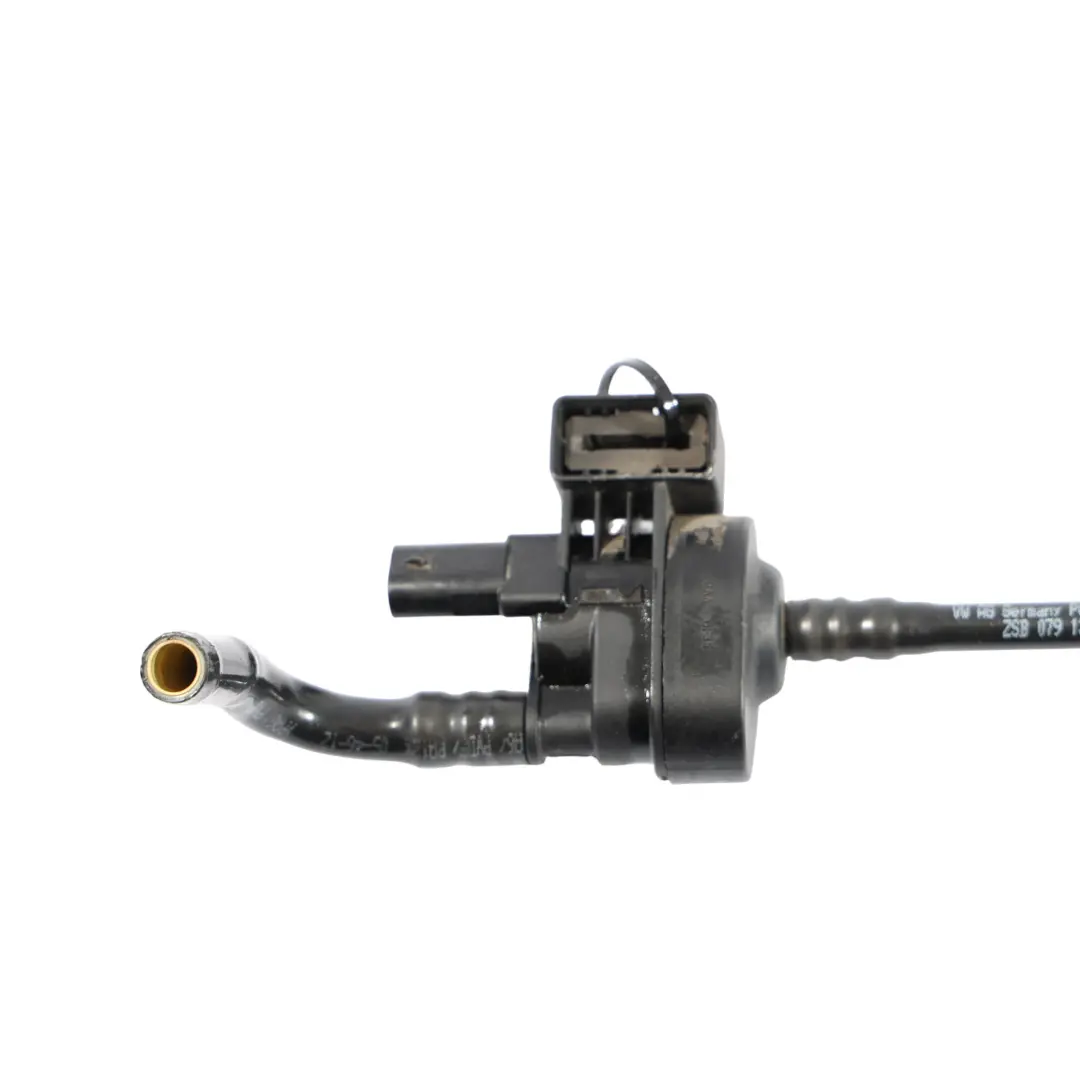 Audi S7 4G8 4.0 TFSI Tuyau De Conduite De Liquide Solénoïde 079133240AH - SKU 079133240AR - Numéro de pièce 079133240AR