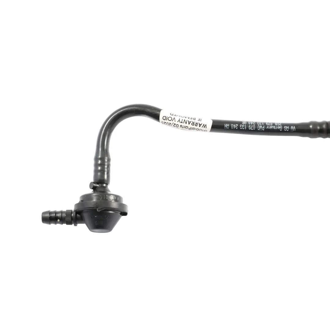 Audi S7 4G8 Tubo De Refrigerante Manguera Solenoide 4.0 TFSI 079133240AH - SKU 079133240AR - Número de pieza 079133240AR
