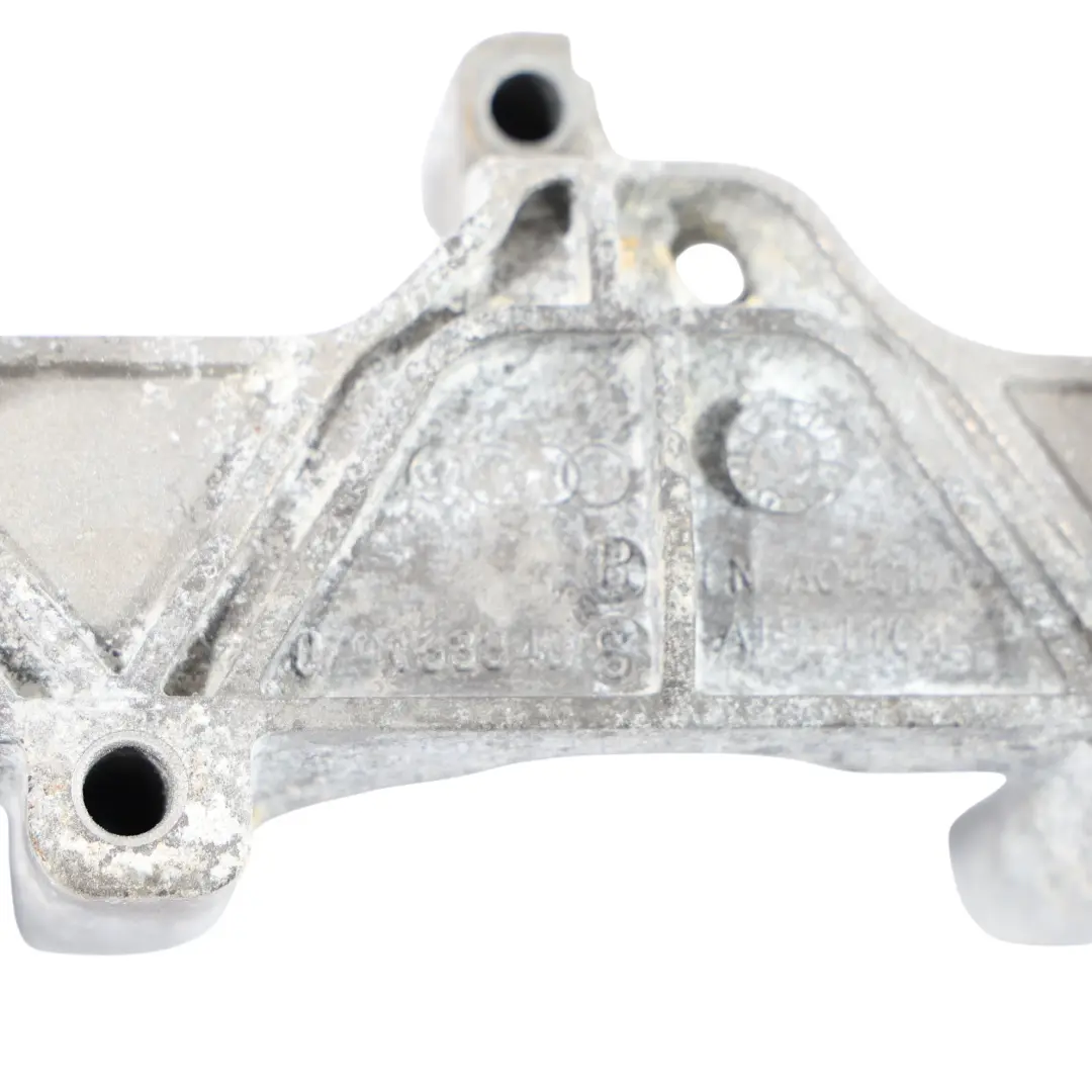 Staffa Collettore Aspirazione Audi A7 S7 4G8 A8 D4 4.0 Destro Benzina 079133340R per con numero di parte 079133340S Staffa Collettore Aspirazione Audi A7 S7 4G8 A8 D4 4.0 Destro Benzina 079133340R - SKU 079133340S - Numero di parte 079133340S