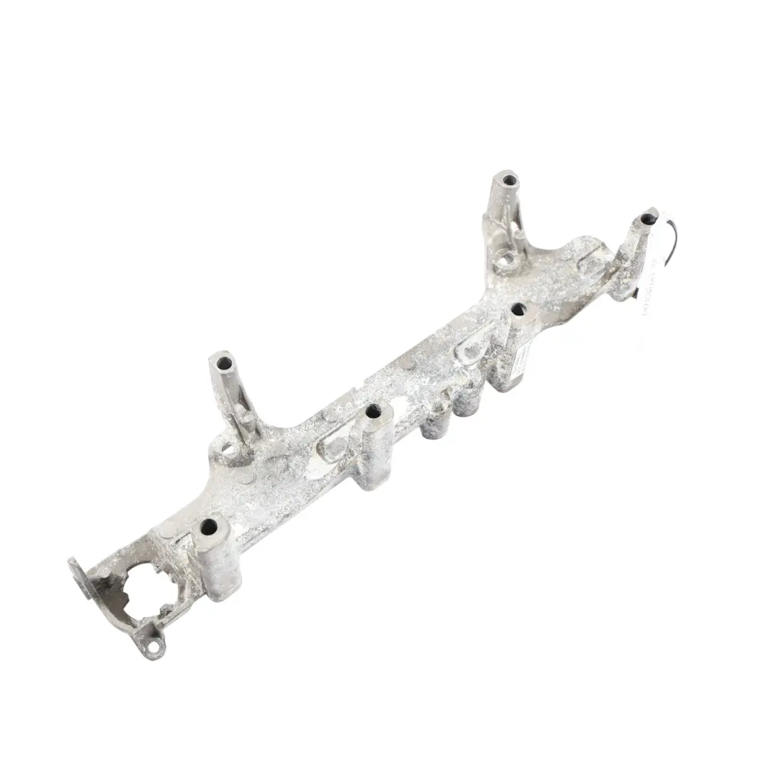 Staffa Collettore Aspirazione Audi A7 S7 4G8 A8 D4 4.0 Destro Benzina 079133340R per con numero di parte 079133340S Staffa Collettore Aspirazione Audi A7 S7 4G8 A8 D4 4.0 Destro Benzina 079133340R - SKU 079133340S - Numero di parte 079133340S