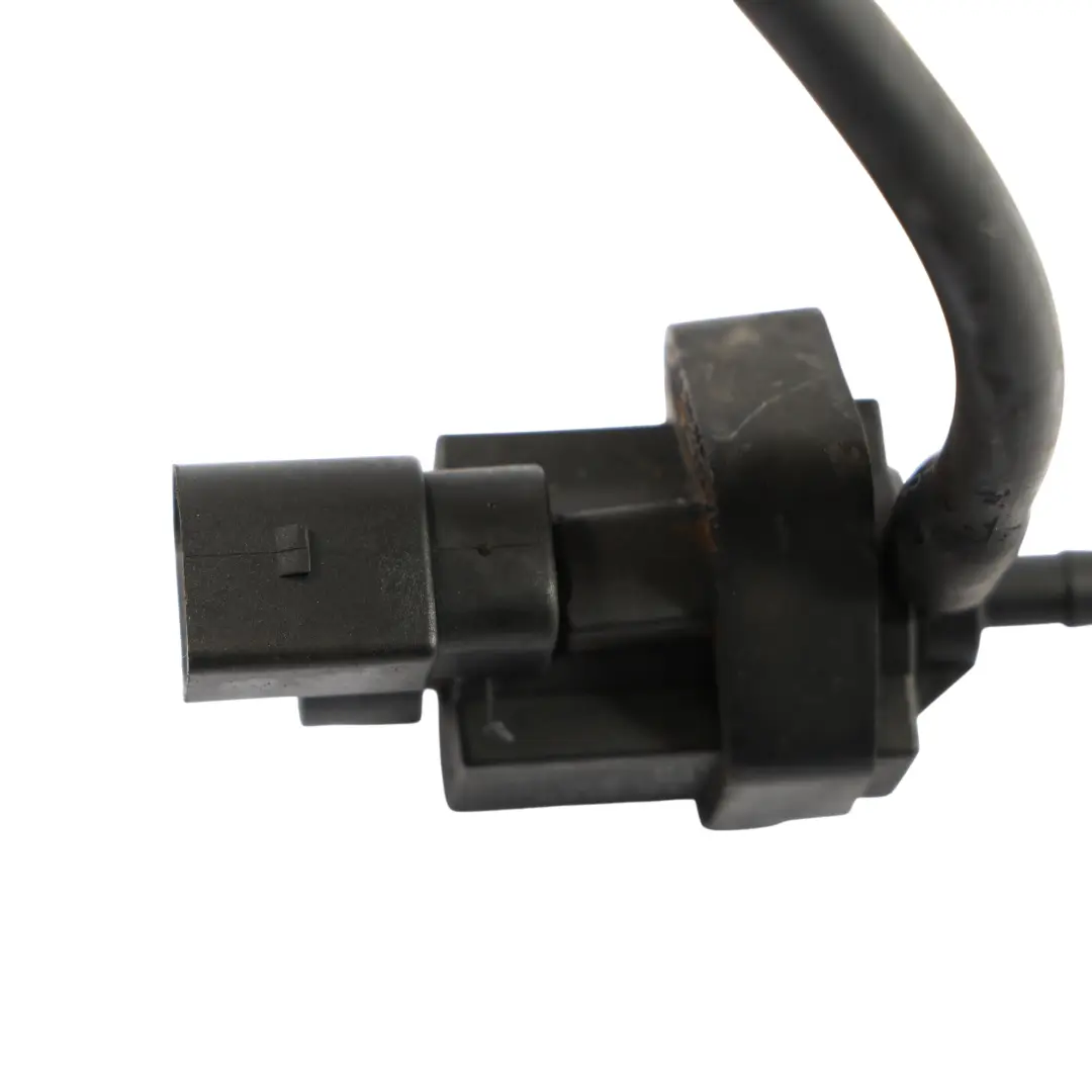 Unterdruck Magnet Ventil Leitung für Audi A4 S4 B6 B7 4.2 V8 mit Teilenummer 079906283C Audi A4 S4 B6 B7 4.2 V8 Unterdruck Magnet Ventil Leitung - SKU 079906283C - Teilenummer 079906283C