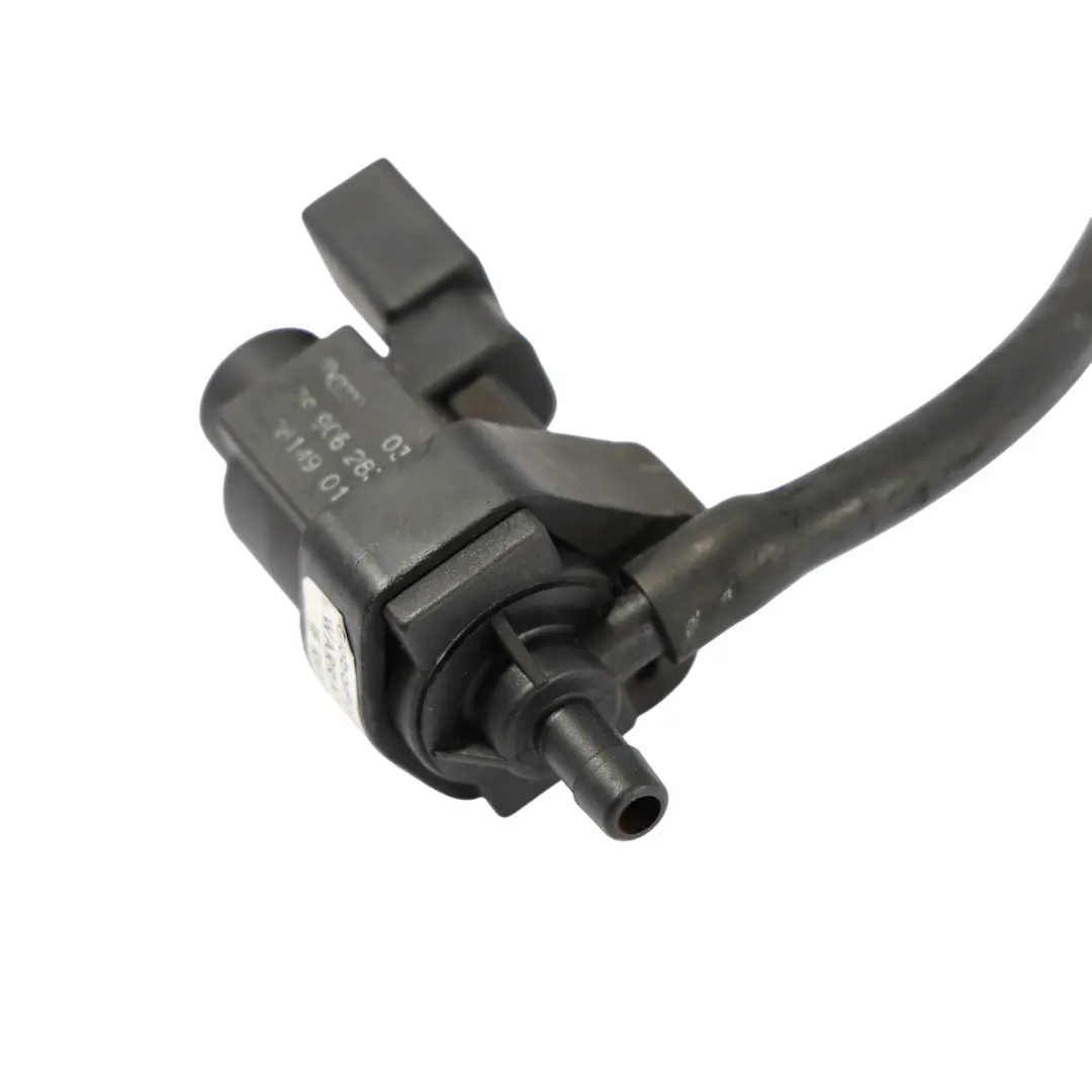 Válvula Solenoide De Vacío Línea para Audi A4 S4 B6 B7 4.2 V8 con número de pieza 079906283C Audi A4 S4 B6 B7 4.2 V8 Válvula Solenoide De Vacío Línea - SKU 079906283C - Número de pieza 079906283C