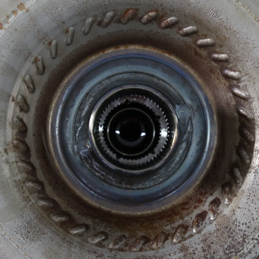 Torque Converter Audi Q5 8R A6 C7 A7 4G A8 D4 3.0 TDI Diesel Automatic Gearbox to with Part number 0BK323572S Torque Converter Audi Q5 8R A6 C7 A7 4G A8 D4 3.0 TDI Diesel Automatic Gearbox - SKU 0BK323572S - Part number 0BK323572S