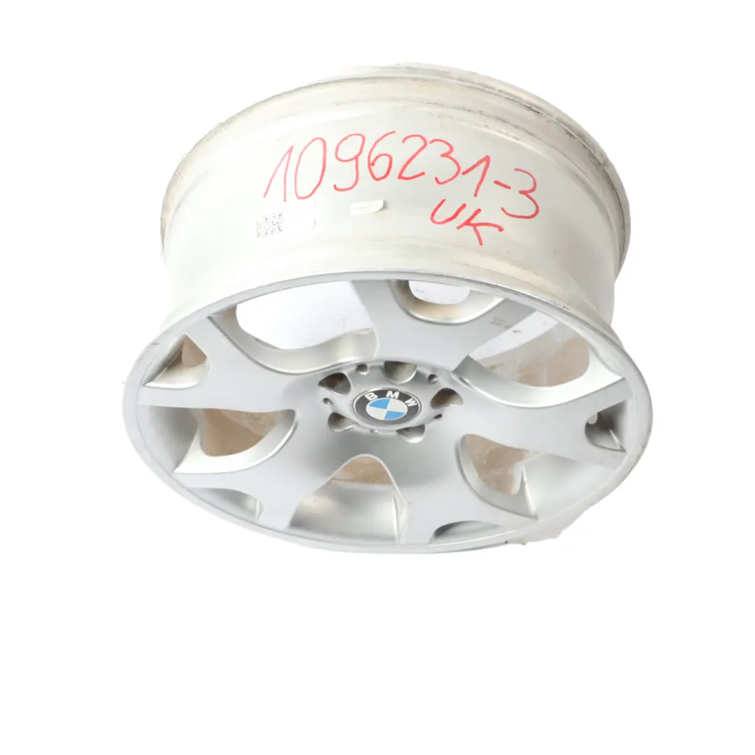 Jante avant en alliage 19" à rayons en V 63 9J ET:48 pour BMW X5 E53 à propos du numéro de pièce 1096231 BMW X5 E53 Jante avant en alliage 19" à rayons en V 63 9J ET:48 - SKU 1096231-3 - Numéro de pièce 1096231