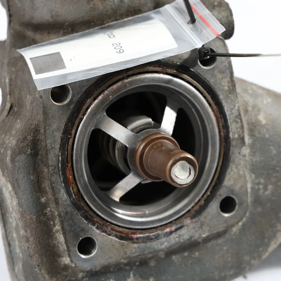 DAF 85CF Thermostat Gehäuse Motor Kühlung - SKU 1298524 - Teilenummer 1298524