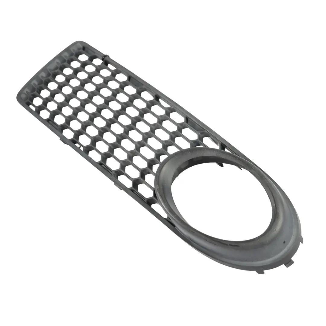 Parachoques Delantero Antiniebla Rejila Derecha para Volkswagen New Beetle con número de pieza 1C0807684B Volkswagen New Beetle Parachoques Delantero Antiniebla Rejila Derecha - SKU 1C0807684B - Número de pieza 1C0807684B