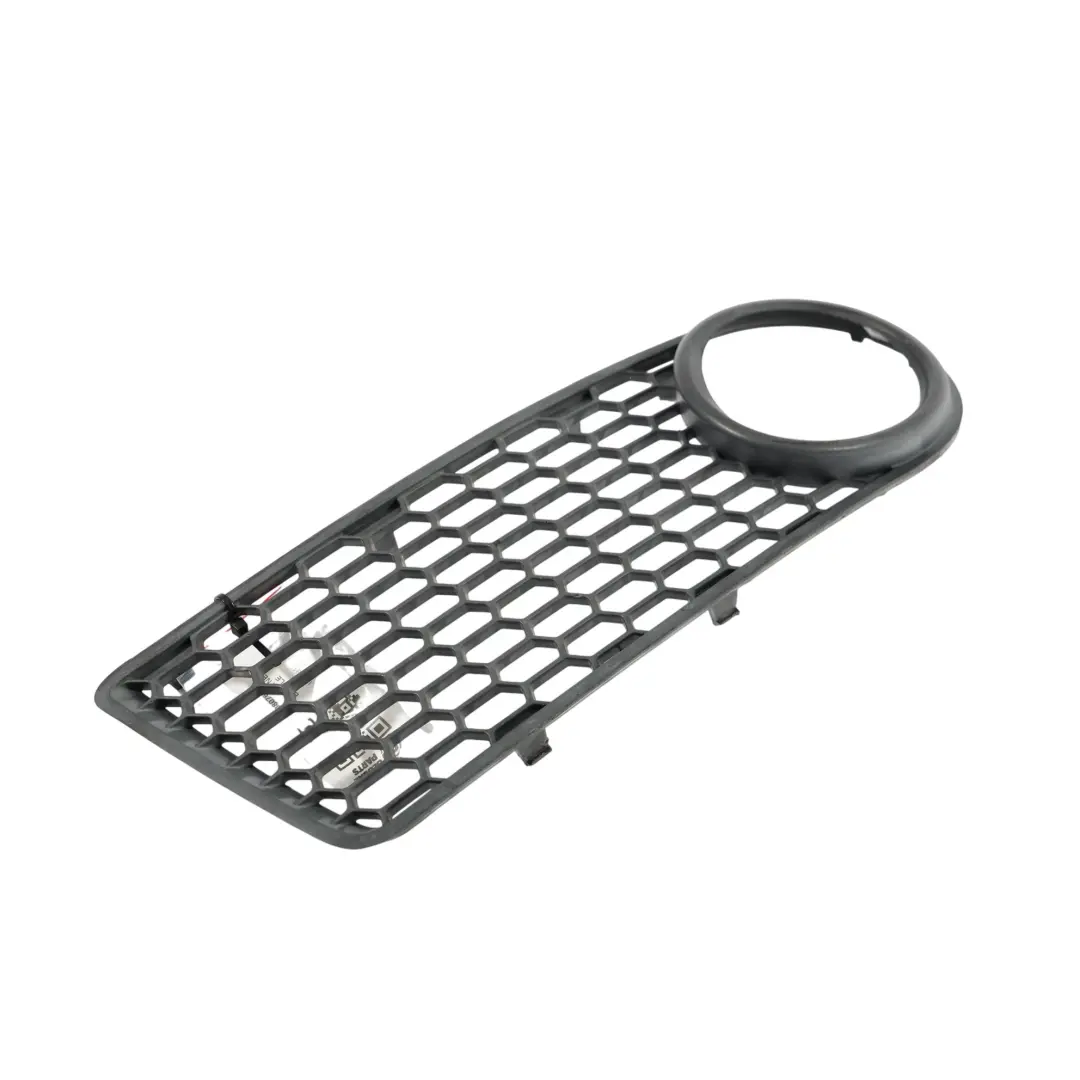 Paraurti Anteriore Griglia Copertura Destra per Volkswagen New Beetle con numero di parte 1C0807684B Volkswagen New Beetle Paraurti Anteriore Griglia Copertura Destra - SKU 1C0807684B - Numero di parte 1C0807684B