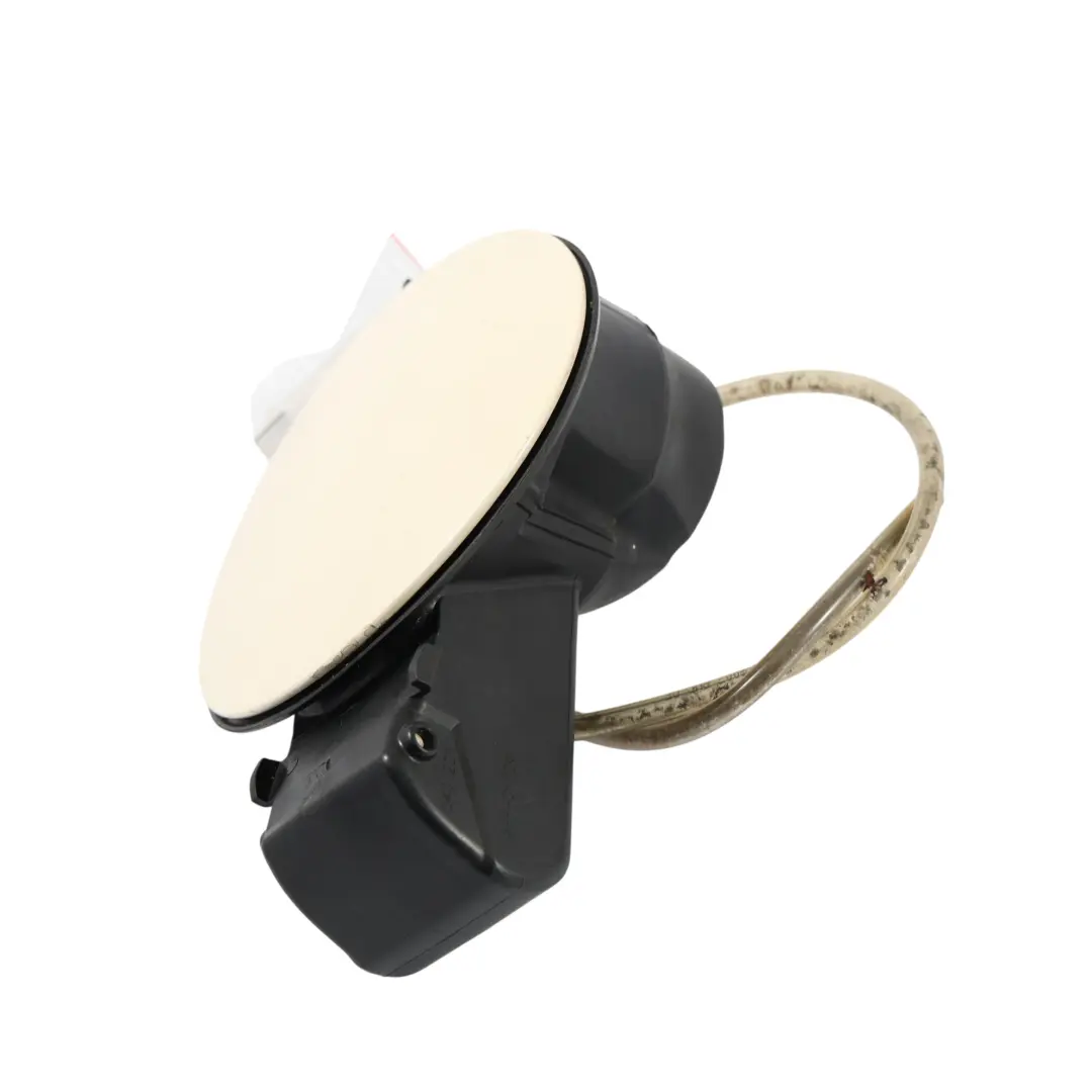VW New Beetle Sportello Carburante Chiusura Beige Harvest Moon B1M - SKU 1C0809857R-HMB - Numero di parte 1C0809857R