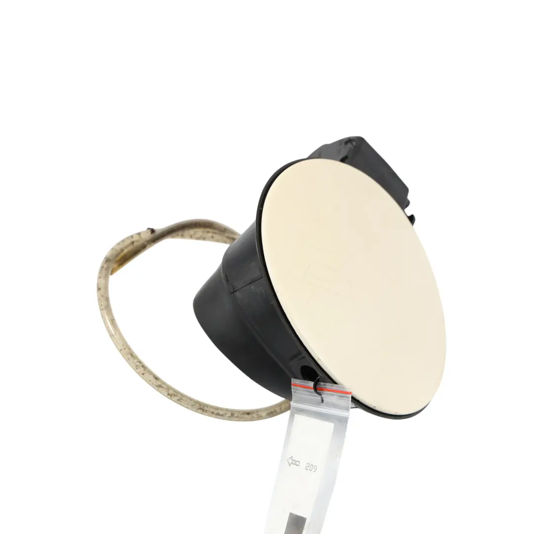 VW New Beetle Sportello Carburante Chiusura Beige Harvest Moon B1M - SKU 1C0809857R-HMB - Numero di parte 1C0809857R