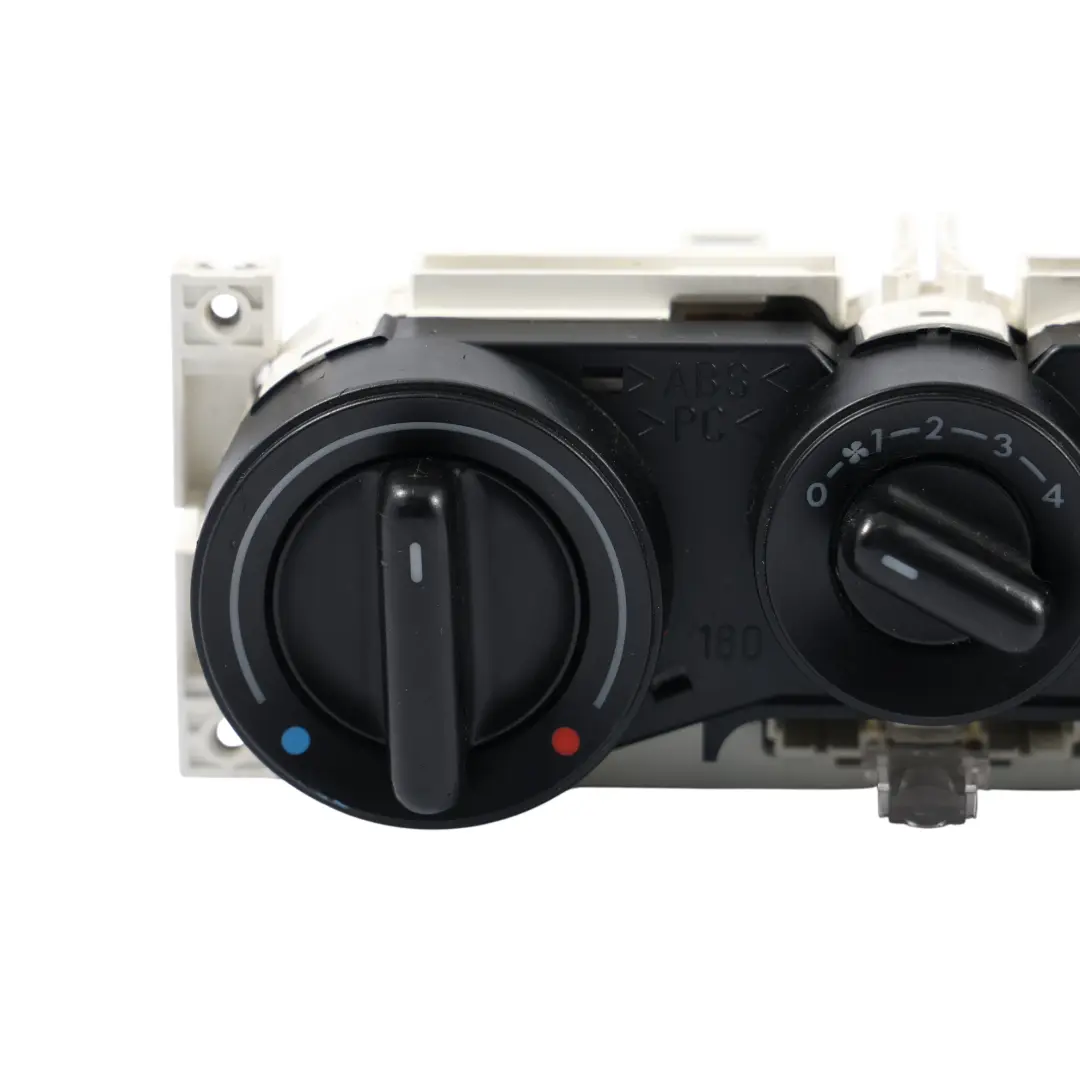 Volkswagen VW New Beetle Panel Control Climatizador Interruptor A/C - SKU 1C0819045E - Número de pieza 1C0819045E
