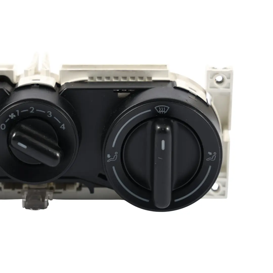 Volkswagen VW New Beetle Panel Control Climatizador Interruptor A/C - SKU 1C0819045E - Número de pieza 1C0819045E
