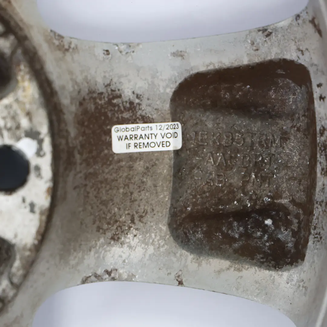 Llanta De Aleación Plateada 17" 6,5J ET:40 para Dodge Journey 1 con número de pieza 1EK85TRM Dodge Journey 1 Llanta De Aleación Plateada 17" 6,5J ET:40 - SKU 1EK85TRM - Número de pieza 1EK85TRM