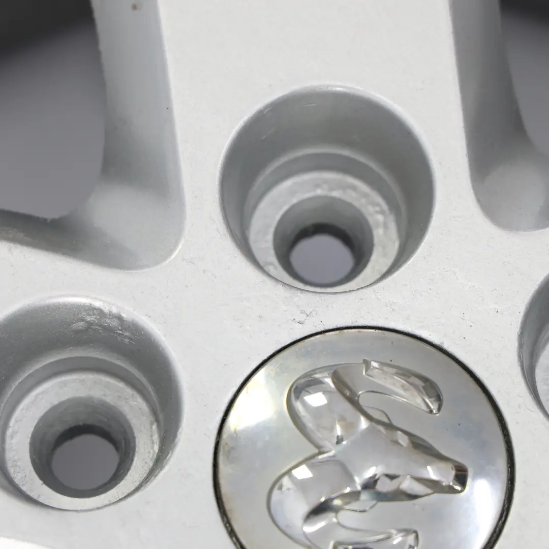 Silberne Leicht Metall Felge 17" 6,5J ET:40 für Dodge Journey 1 mit Teilenummer 1EK85TRM Dodge Journey 1 Silberne Leicht Metall Felge 17" 6,5J ET:40 - SKU 1EK85TRM - Teilenummer 1EK85TRM