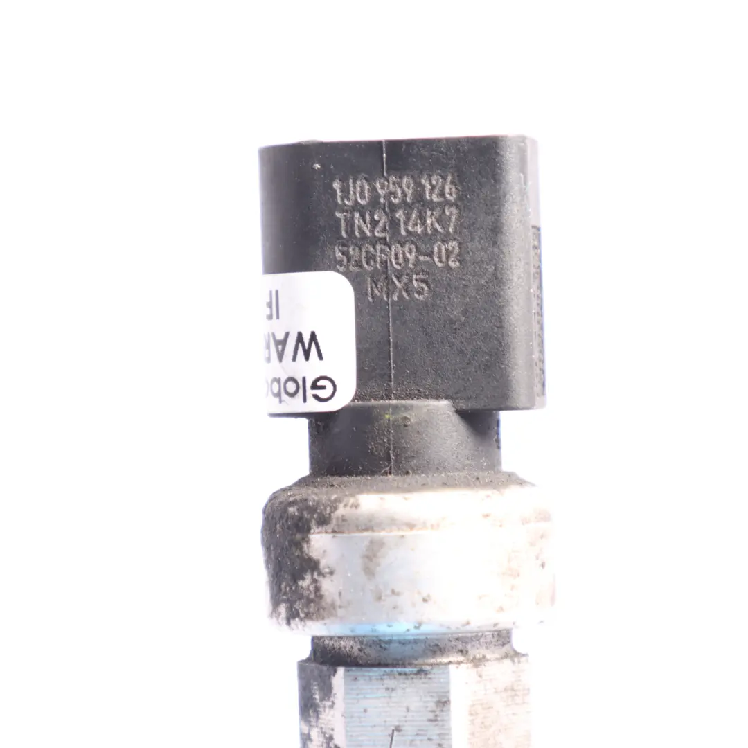 Capteur De Pression De Climatisation pour Audi TT 8J à propos du numéro de pièce 1J0959126 Audi TT 8J Capteur De Pression De Climatisation - SKU 1J0959126 - Numéro de pièce 1J0959126