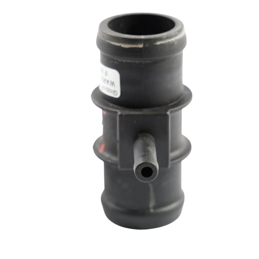 BSE Tubo Flangia Refrigerante Linea per Audi A3 8P 1.6 MPI con numero di parte 1K0121087E Audi A3 8P 1.6 MPI BSE Tubo Flangia Refrigerante Linea - SKU 1K0121087E - Numero di parte 1K0121087E