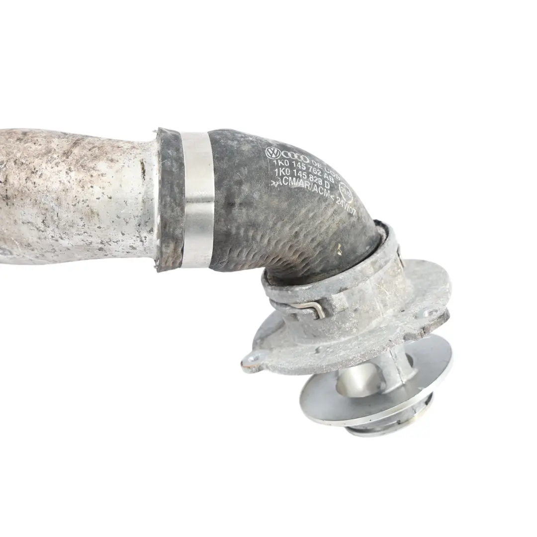 1K 2.0 TDI Tuyau Refroidissement Intermédiaire Turbo pour Volkswagen Golf à propos du numéro de pièce 1K0145762AB Volkswagen Golf 1K 2.0 TDI Tuyau Refroidissement Intermédiaire Turbo - SKU 1K0145762AB - Numéro de pièce 1K0145762AB