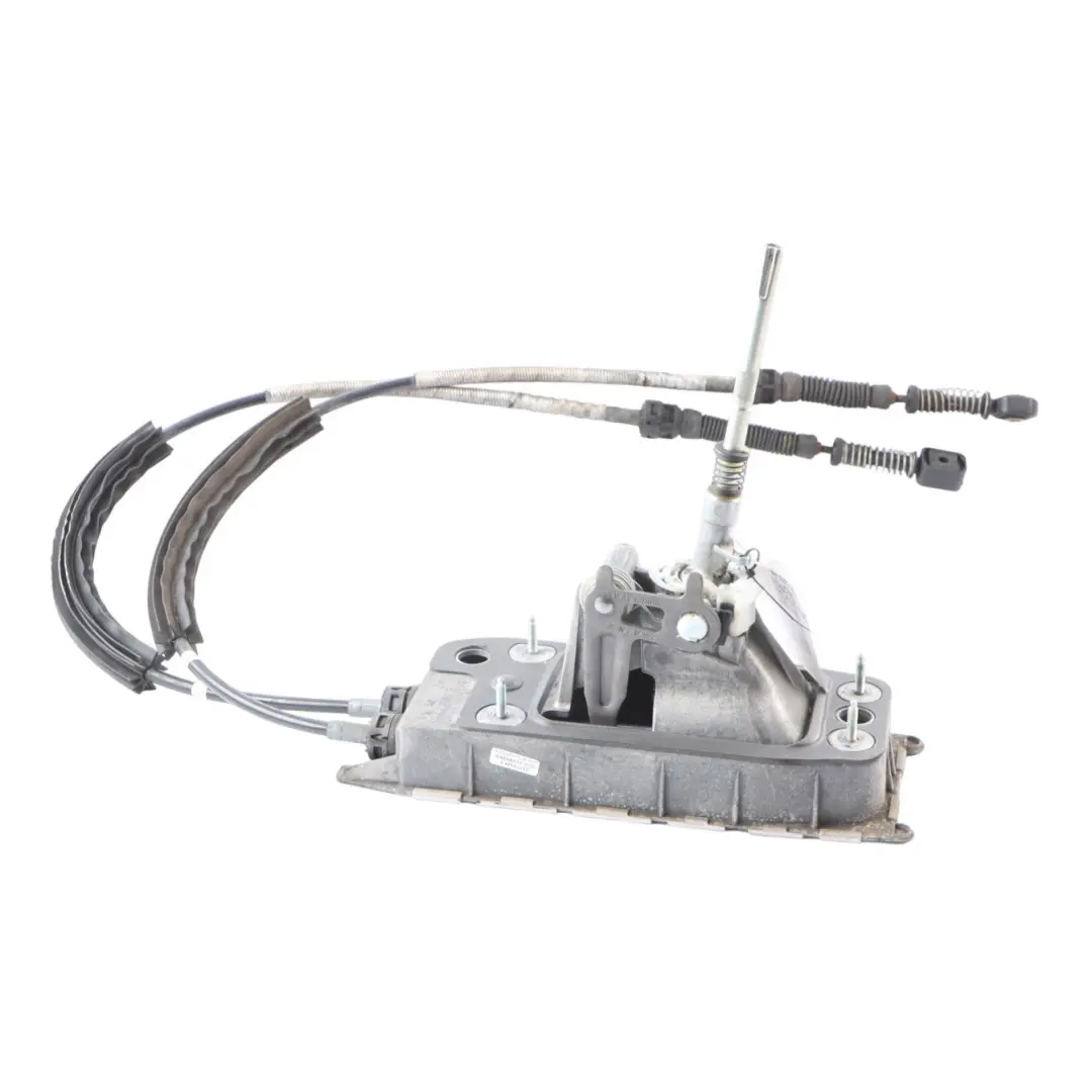 Cambio manuale Selettore cambio 1K0711049 per Volkswagen Golf 6 con numero di parte 1K0711050A-1 Volkswagen Golf 6 Cambio manuale Selettore cambio 1K0711049 - SKU 1K0711050A-1 - Numero di parte 1K0711050A-1